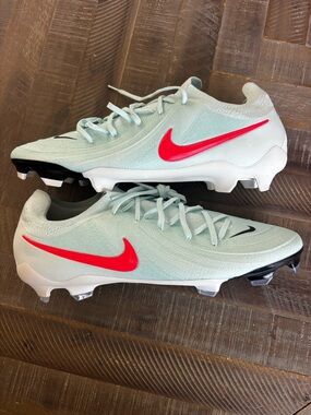 Nike Phantom GX 2 Pro Light Mint Soccer Cleats Soccer US Size 11